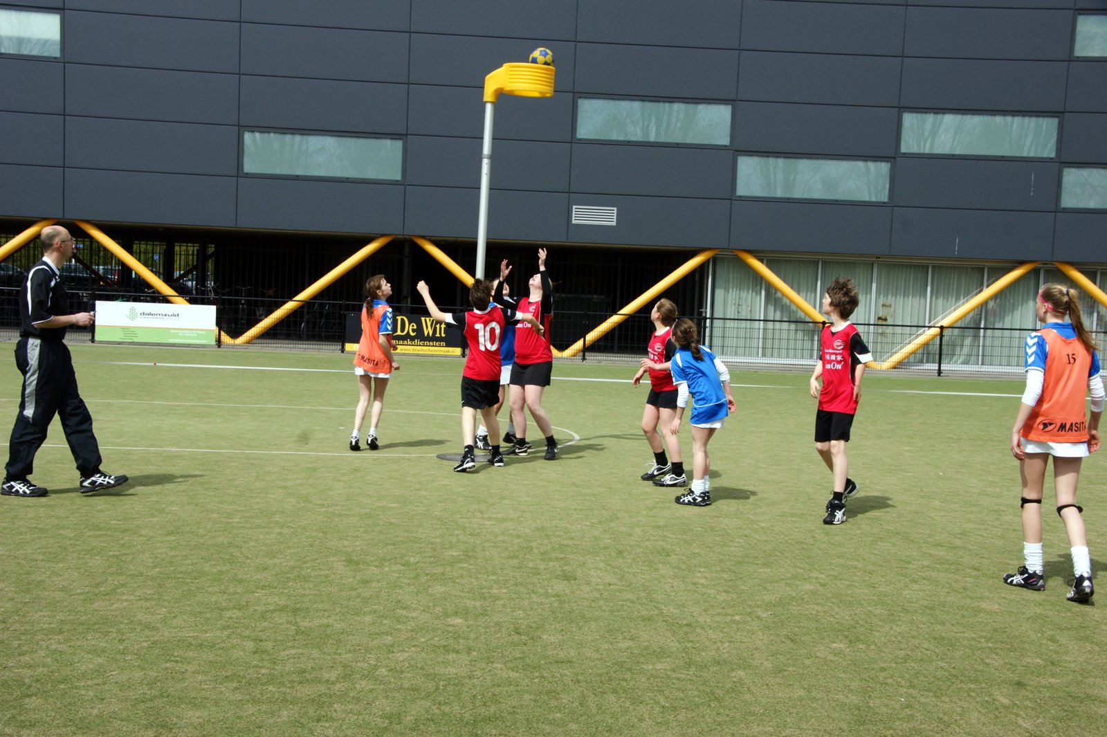 Korfbal C3  21 april-010.JPG